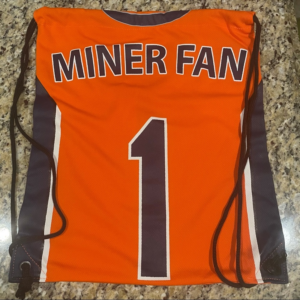 Drawstring tote back pack Miners fan UTEP